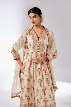 Joshna Tiered Anarkali Set