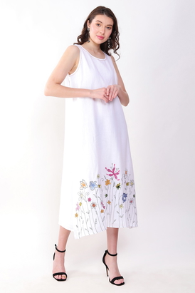 White Sleevless Dress With Floral Embroidery 