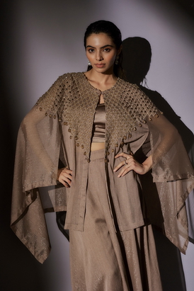 Esha Cape Set 