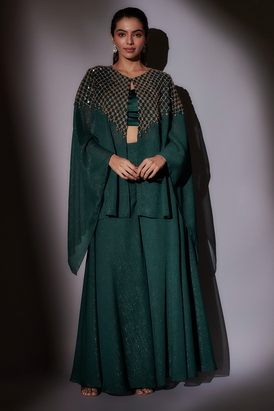 Esha Cape Set 