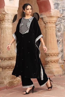 Black Kaftan Set