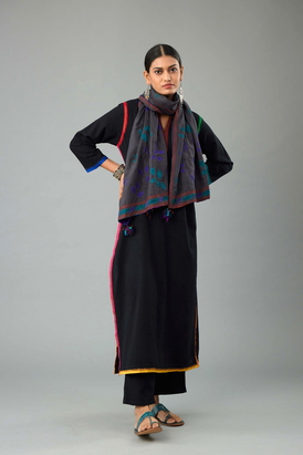 Grey hand crushed silk stole