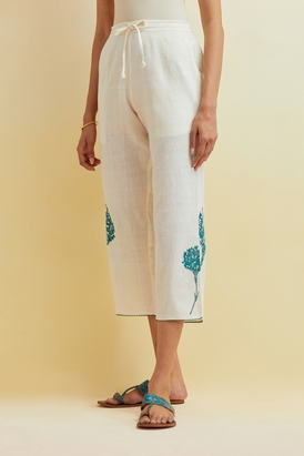 Off White Cotton Straight Ankle Length Pant