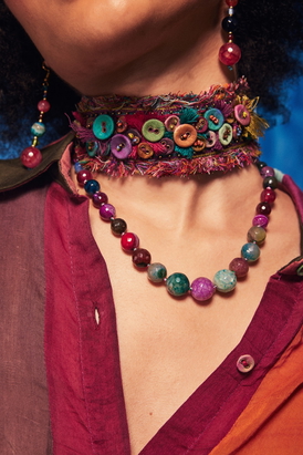 Maka (Button) Choker