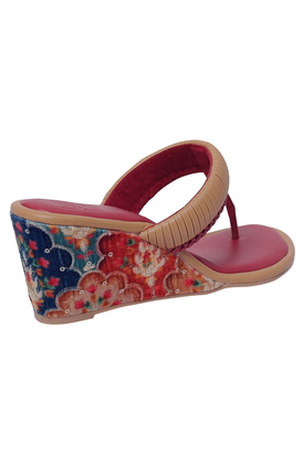 Ghevar Wedges