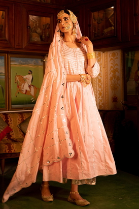 Falak Gulaabi Kalidaar Farshi Set