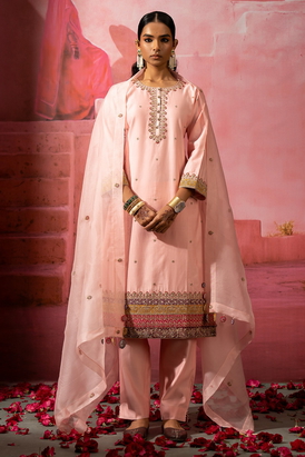 Gulaabi Kurta Set