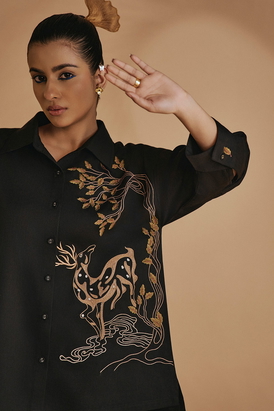 ORIGANI Black Deer in Bloom Shirt