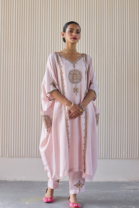 Pink Bindi Kaftan Suit