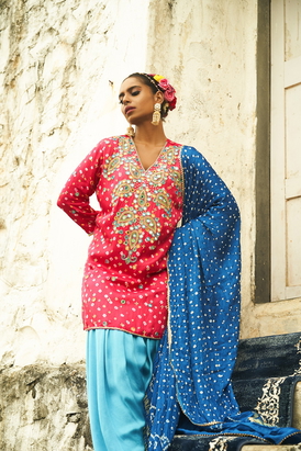 Dark Pink Small Paisley Embroidered Kurta Set